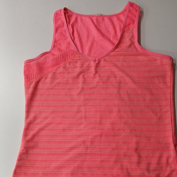 Great for the Gym, Two Tank Tops ,Small with Two Gym Shorts Medium, Bundle for - Picture 6 of 8